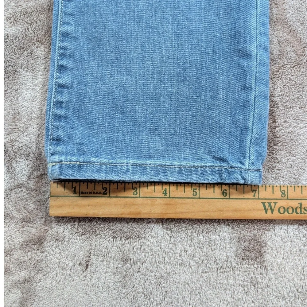 Lucky Brand Mens Straight Leg Jeans Medium Wash Blue Denim 30x32 RN80318
